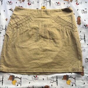 Classic Tan Women's Skirt H&M size 6